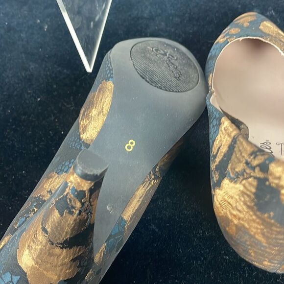 Seychelles Black Gold Pump Shoes - Picture 5 of 6